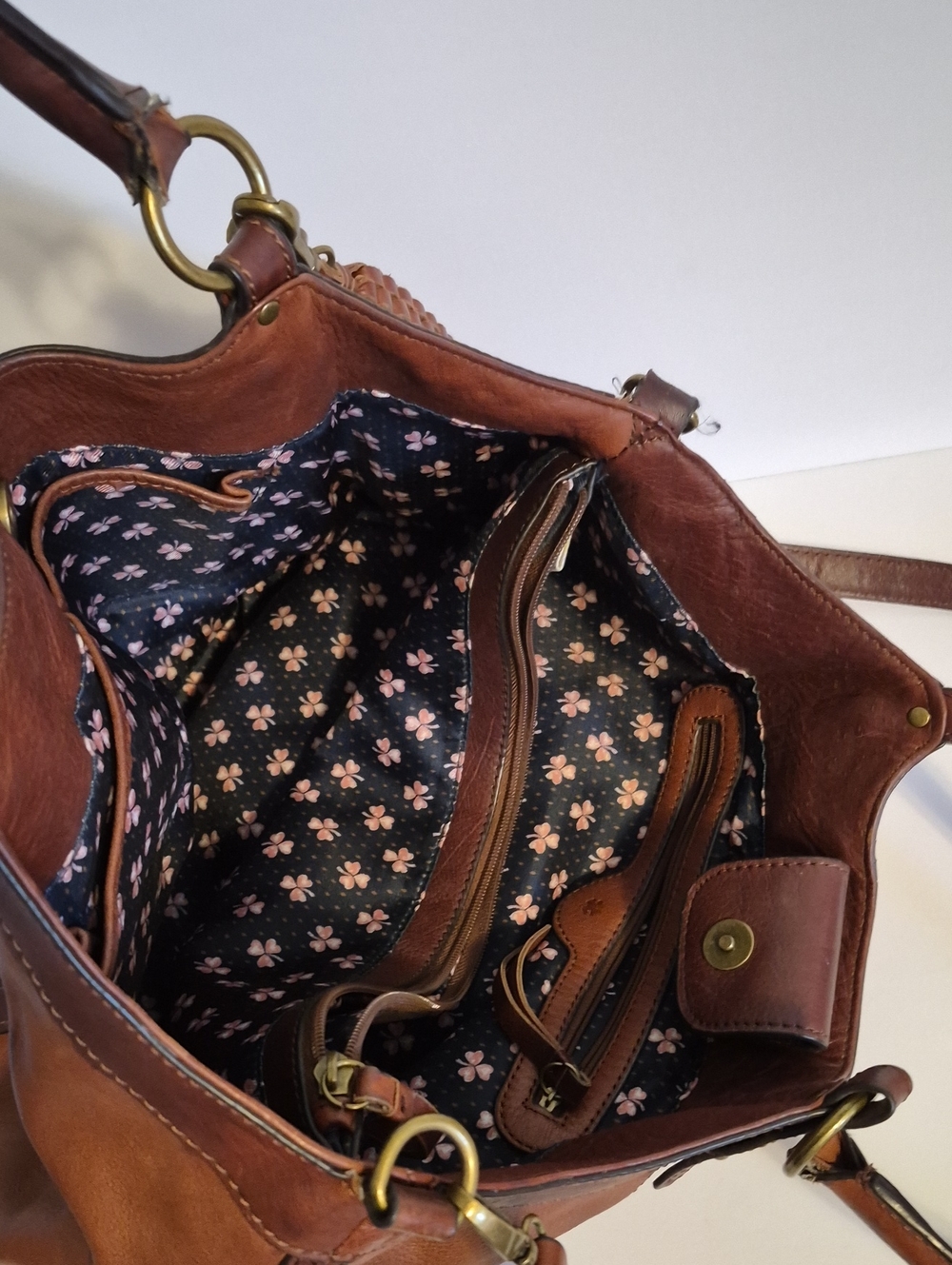 Lucky Brand Brown Leather Shoulder Bag Plus Crossbody Strap - Picture 5 of 8